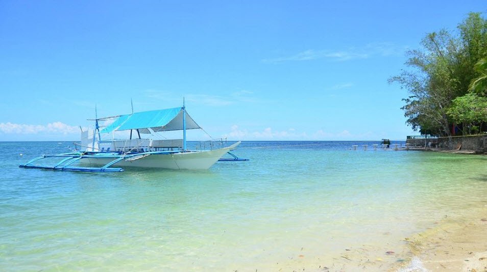 Tambongon Beach, Cebu, Philippines